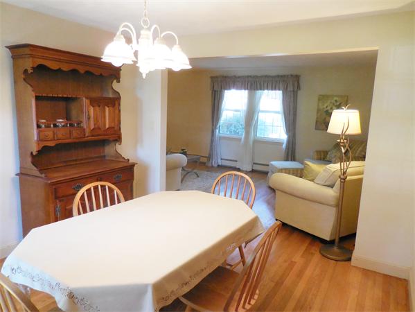 58 Pillings Pond Road Lynnfield, MA 01940 - Photo 8 of 20 Gallery Image 8
