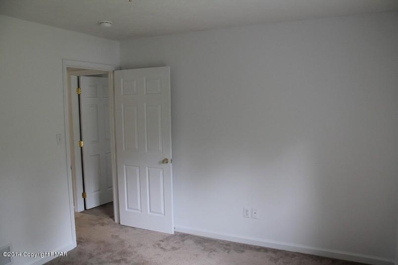 2170 Titania Road Tobyhanna, PA 18466 - Photo 17 of 21 Bedroom