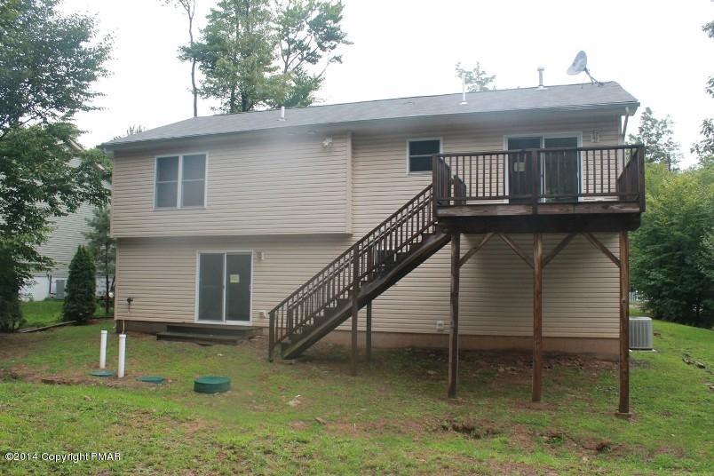 2170 Titania Road Tobyhanna, PA 18466 - Photo 21 of 21 Back View