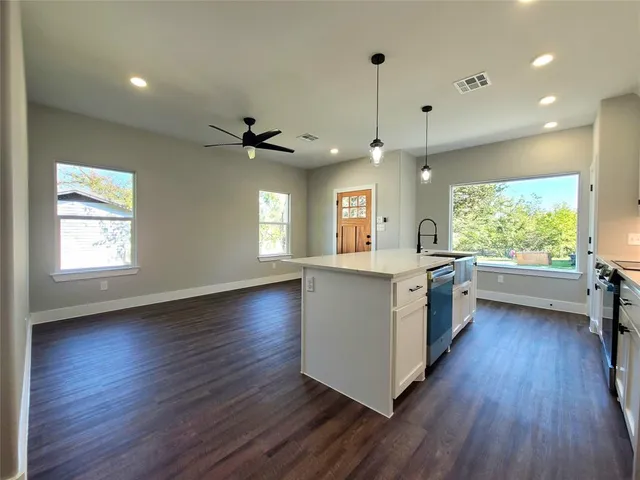 $349,500 | 515 Northeast 5th Avenue, Durant, OK 74701