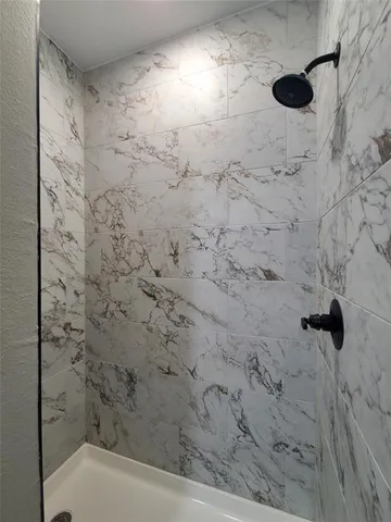 $349,500 | 515 Northeast 5th Avenue, Durant, OK 74701