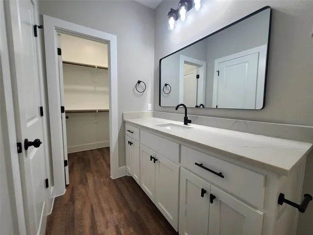 $349,500 | 515 Northeast 5th Avenue, Durant, OK 74701