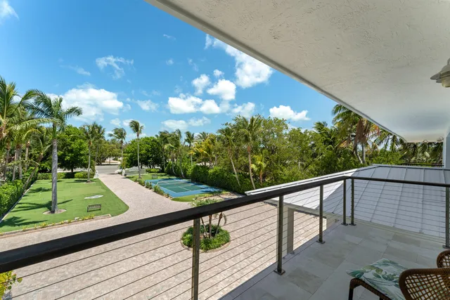 $5,950,000 | 75851 Overseas Highway, Islamorada, FL 33036