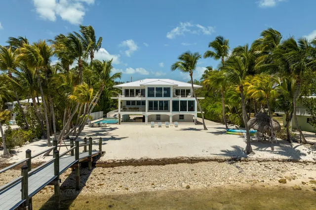 $5,950,000 | 75851 Overseas Highway, Islamorada, FL 33036