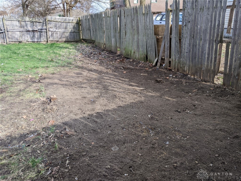 3218 Outdoor Road Dayton, OH 45439 - Photo 6 of 7