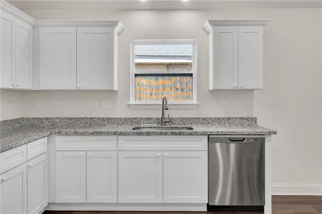 $245,000 | 172 Winnona Drive, Westwego, LA 70094