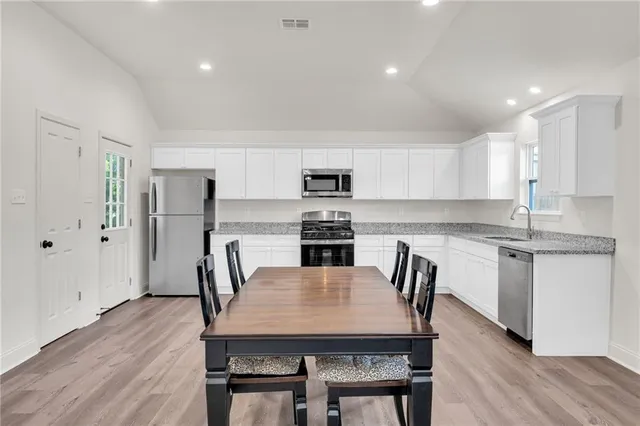 $245,000 | 172 Winnona Drive, Westwego, LA 70094