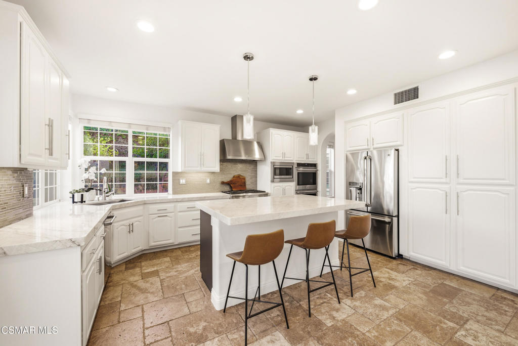2424 Springbrook Street Thousand Oaks, CA 91362 - Photo 20 of 58
