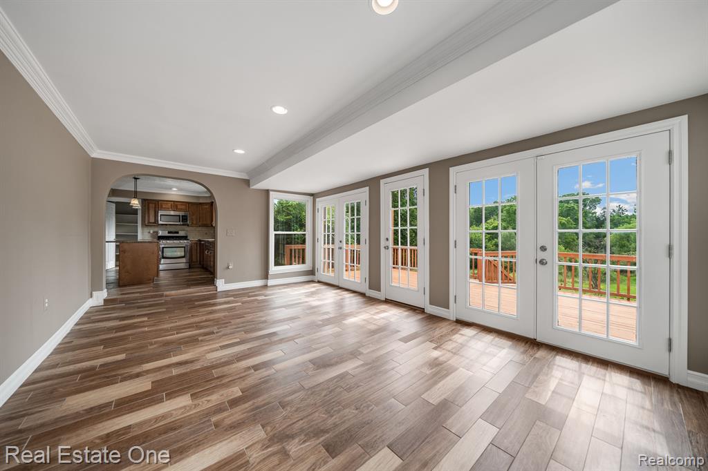 30600 Lahser Road Beverly Hills, MI 48025 - Photo 23 of 59