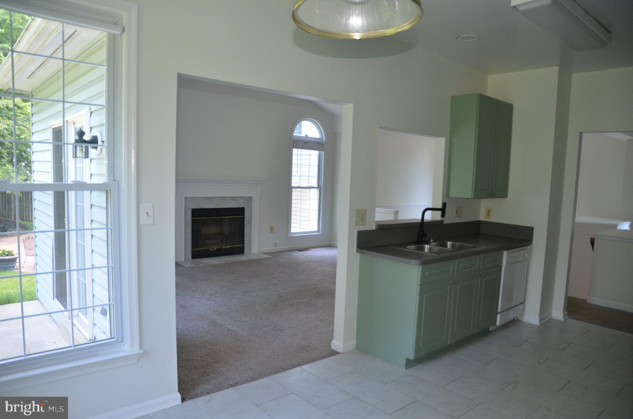 406 Longdraft Road Gaithersburg, MD 20878 - Photo 11 of 24 Bright and airy open-concept living.