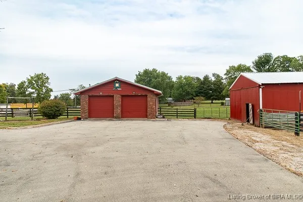 $299,900 | 6734 State Highway 7, Madison, IN 47250