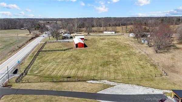 $299,900 | 6734 State Highway 7, Madison, IN 47250