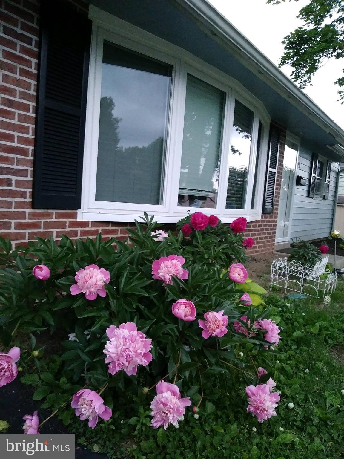 38 Trail Road Levittown, PA 19056 - Photo 1 of 29 Gallery Image 1