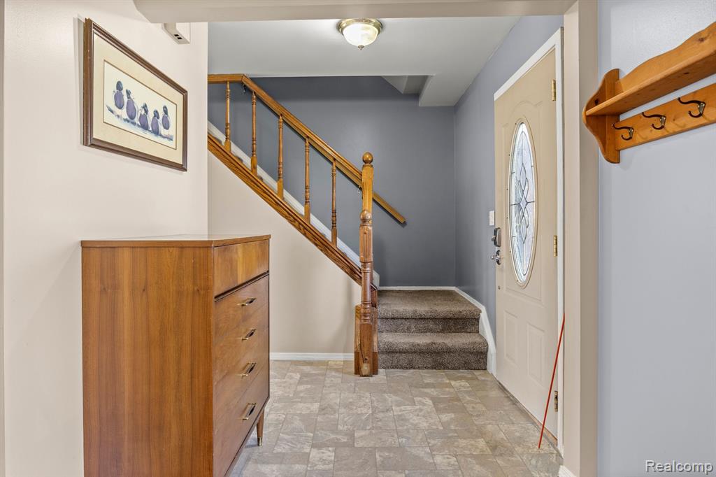 43921 Arlington Road Canton, MI 48187 - Photo 5 of 47
