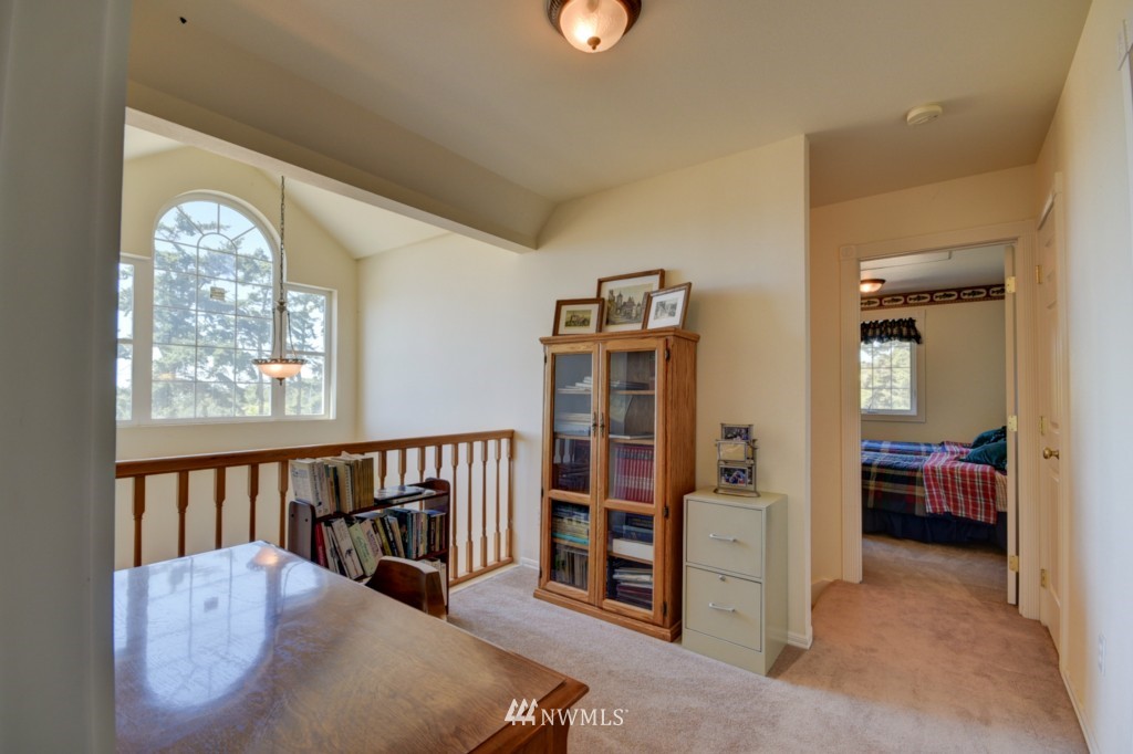 4650 Moran Road Oak Harbor, WA 98277 - Photo 14 of 25 Gallery Image 14