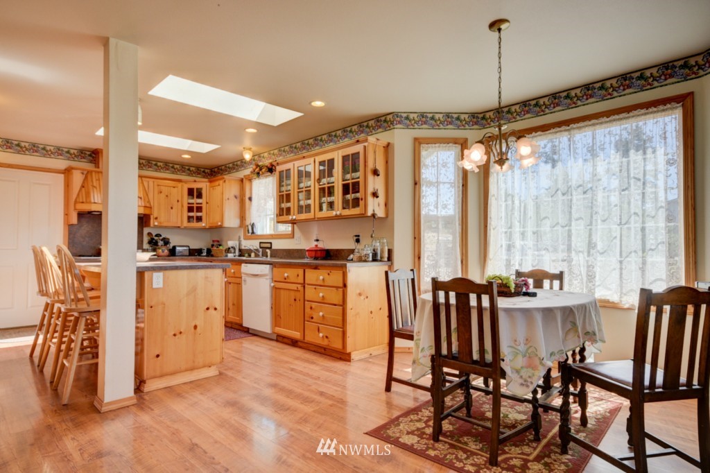 4650 Moran Road Oak Harbor, WA 98277 - Photo 9 of 25 Gallery Image 9
