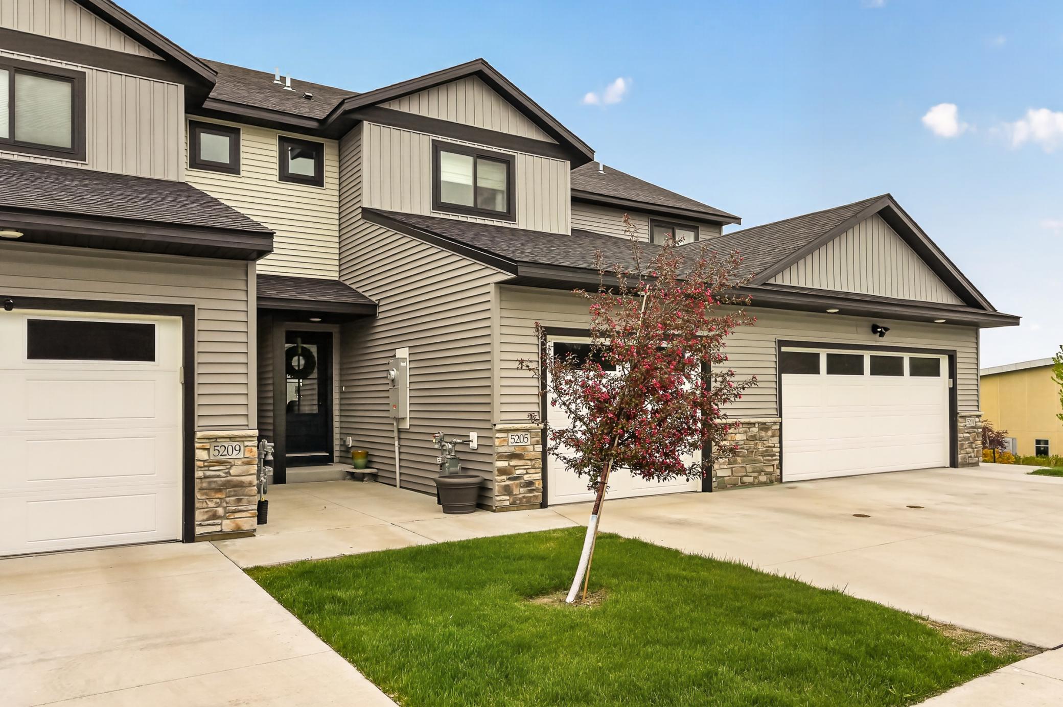 5205 Harvest Sq Place Northwest Rochester, MN 55901 - Photo 1 of 28