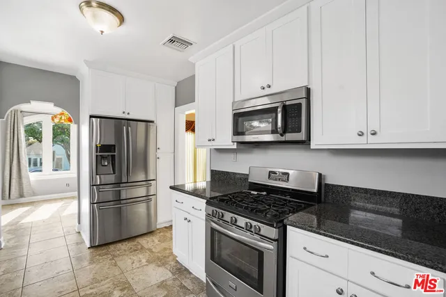 $1,500,000 | 5133 Brynhurst Avenue, View Park, CA 90043