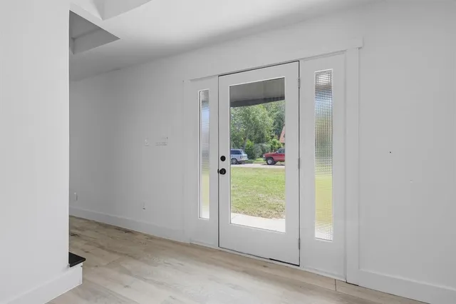 $399,000 | 1703 Foster Drive, Arlington, TX 76012