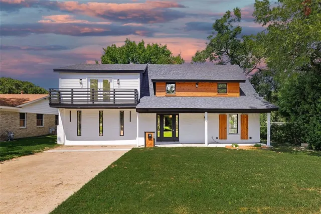 $399,000 | 1703 Foster Drive, Arlington, TX 76012