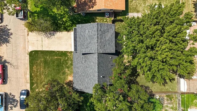 $399,000 | 1703 Foster Drive, Arlington, TX 76012