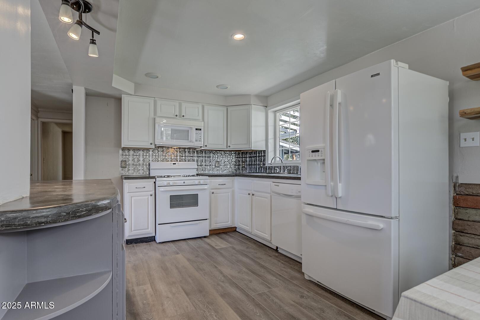 3276 Juniper Trail Pine, AZ 85544 - Photo 16 of 32 IMG_ 11