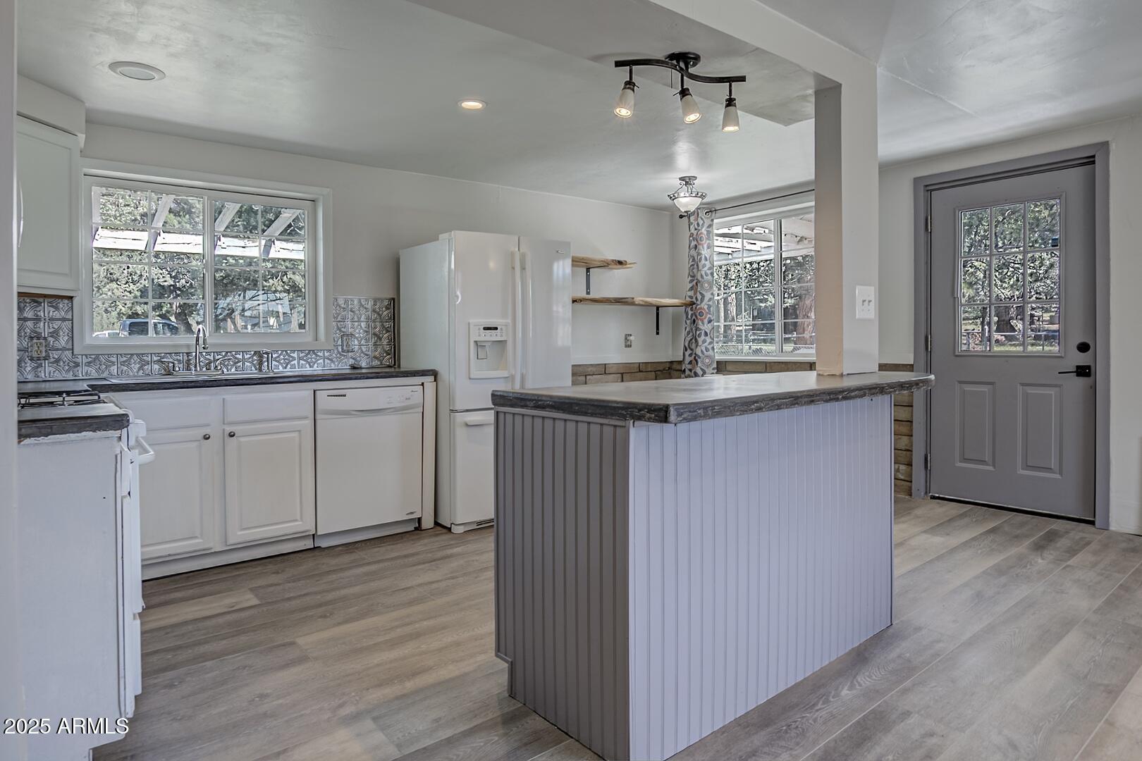 3276 Juniper Trail Pine, AZ 85544 - Photo 4 of 31 IMG_ 10