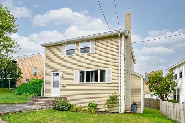 $519,000 | 15 Lincoln Avenue, Hull, MA 02045