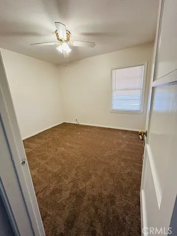 en suite bathroom with a shower