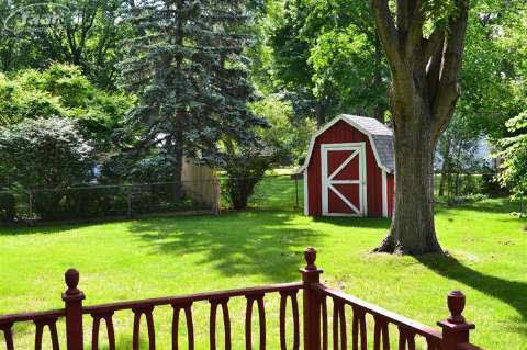 4433 South Dye Road Swartz Creek, MI 48473 - Photo 3 of 22 20404924-2.JPG