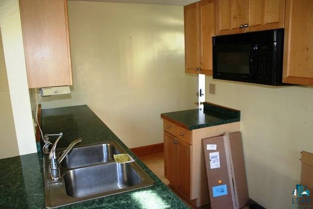 19 North Hawthorne Road Duluth, MN 55812 - Photo 8 of 8 Gallery Image 8