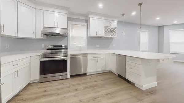 $4,195 | 346 Cherry Street, Unit 2, Newton, MA 02465