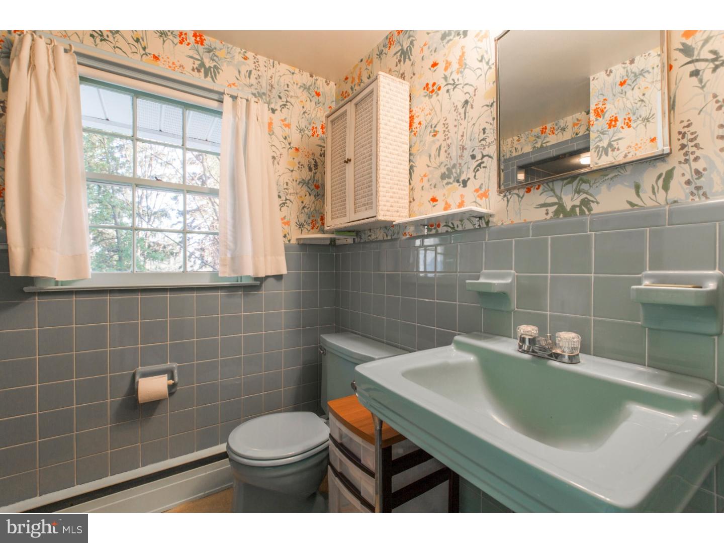 1823 Jody Road Jenkintown, PA 19046 - Photo 18 of 25 Master Bathroom