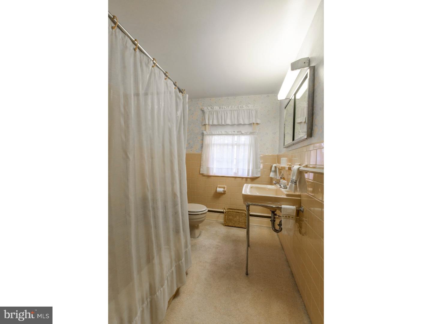 1823 Jody Road Jenkintown, PA 19046 - Photo 22 of 25 Bathroom