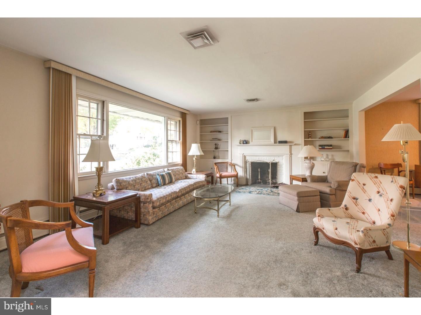1823 Jody Road Jenkintown, PA 19046 - Photo 6 of 25 Living Room