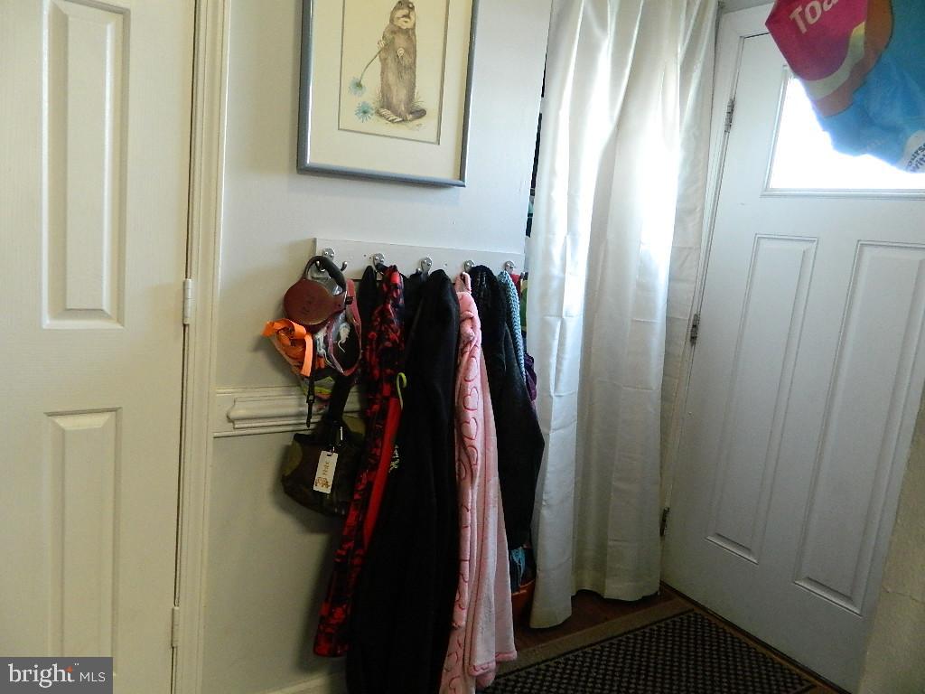 132 West Strasburg Road Front Royal, VA 22630 - Photo 12 of 39 Entry Coat Room