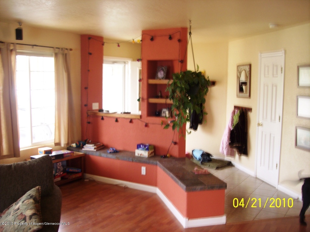 3016 Howard Avenue Rifle, CO 81650 - Photo 4 of 8 Living Room