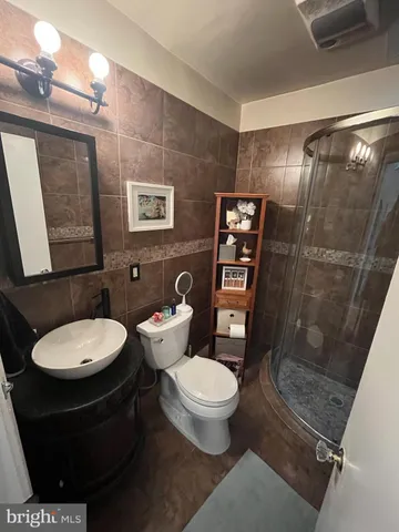 $3,000 | 717 Kearny Street Northeast, Washington, DC 20017