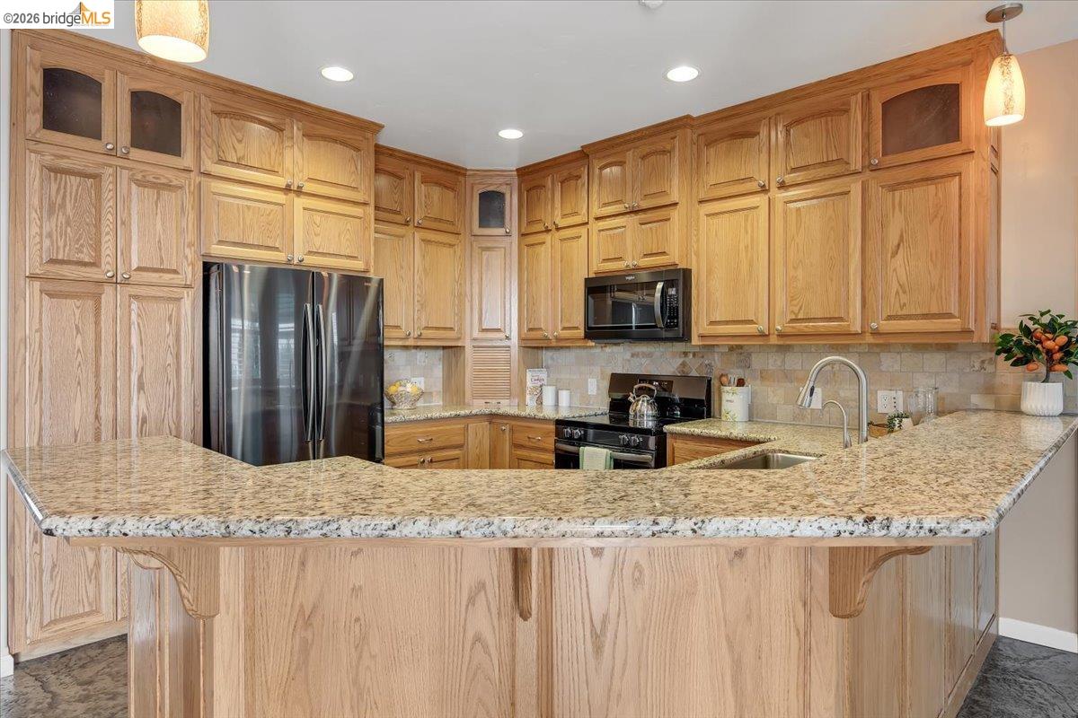 18180 Robin Ridge Road Sonora, CA 95370 - Photo 17 of 88