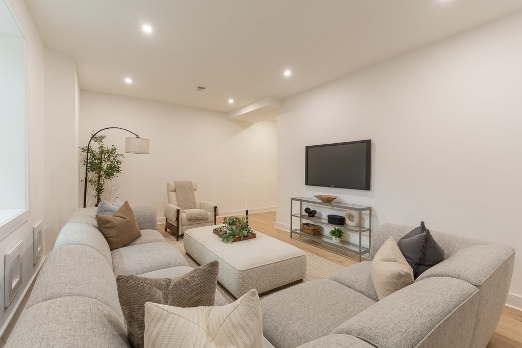 177 Thorndike Street, Unit 1 Brookline, MA 02446 - Photo 34 of 42