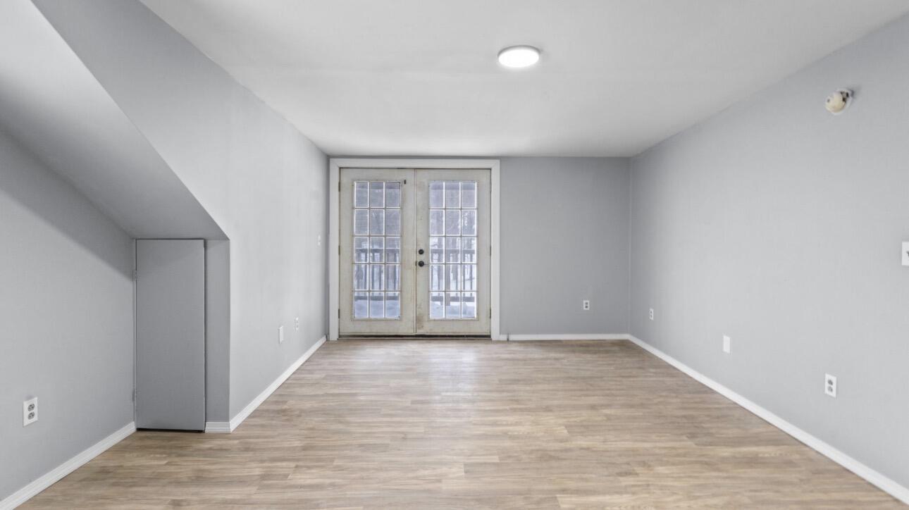 212 Montello Street Lewiston, ME 04240 - Photo 21 of 50 IMG_2431