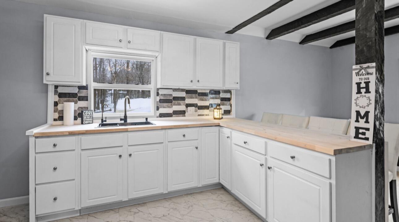 212 Montello Street Lewiston, ME 04240 - Photo 7 of 50 IMG_2415