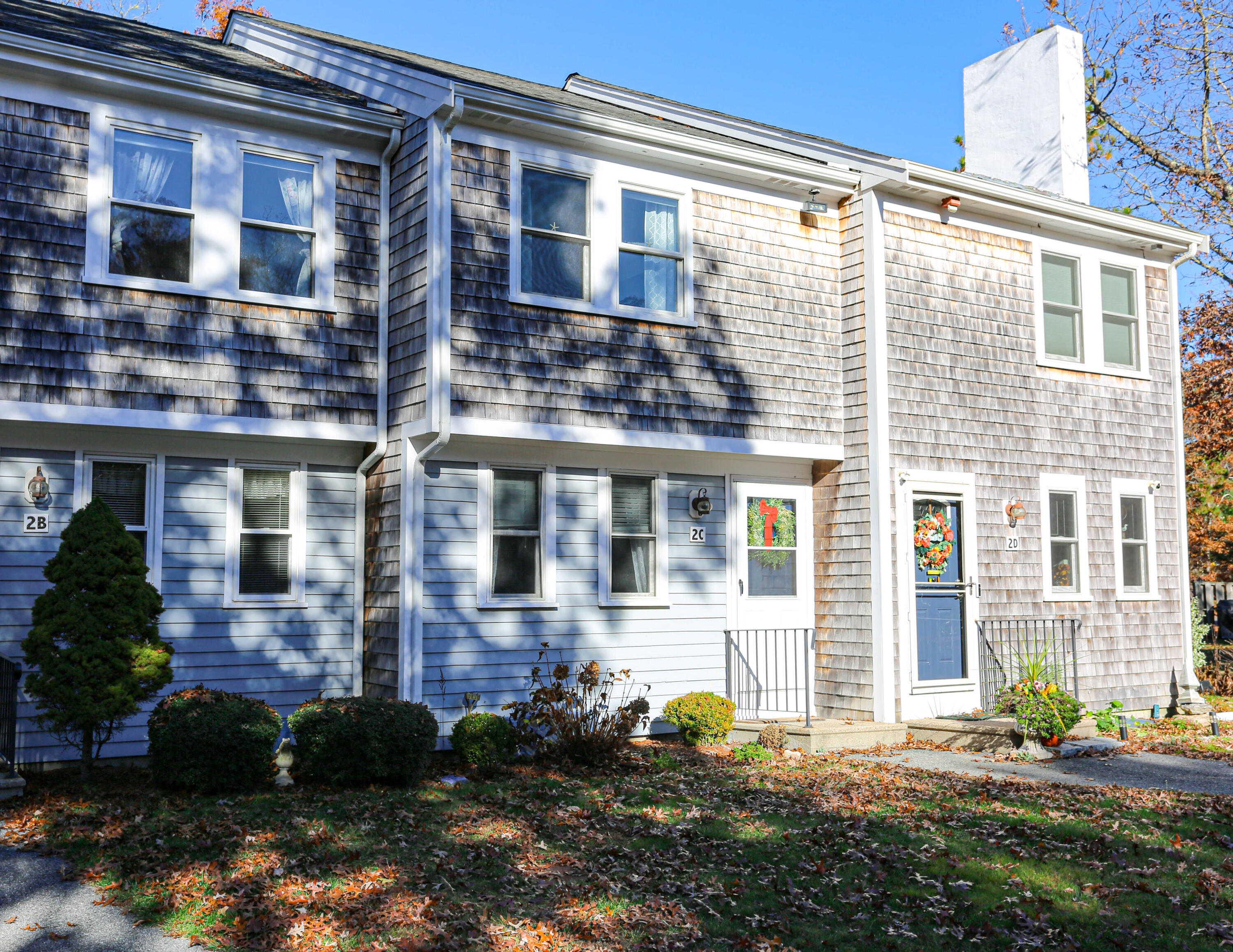 300 Falmouth Road, Unit 2C Mashpee, MA 02649 - Photo 3 of 17 a front view of a building