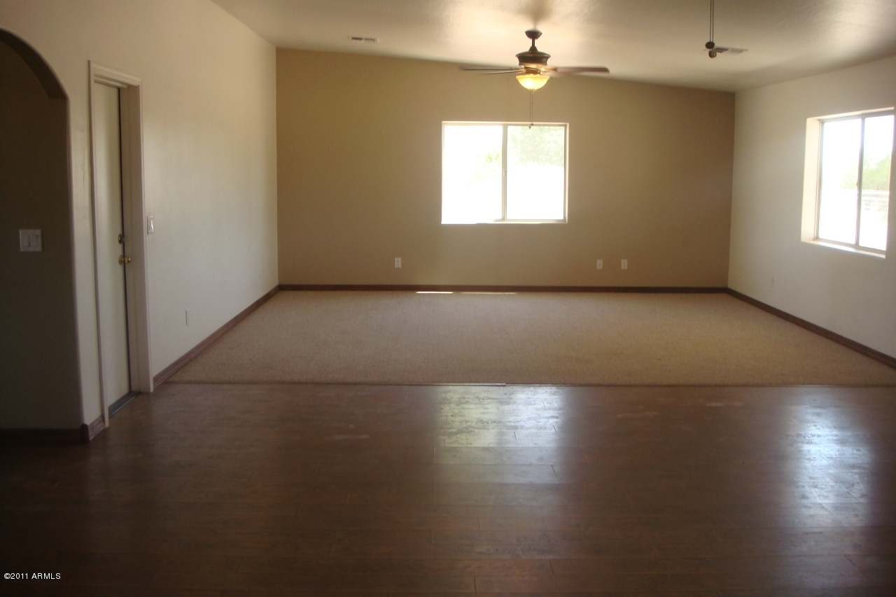 610 North Merrill Road Mesa, AZ 85207 - Photo 20 of 31 Family Room from kitchen