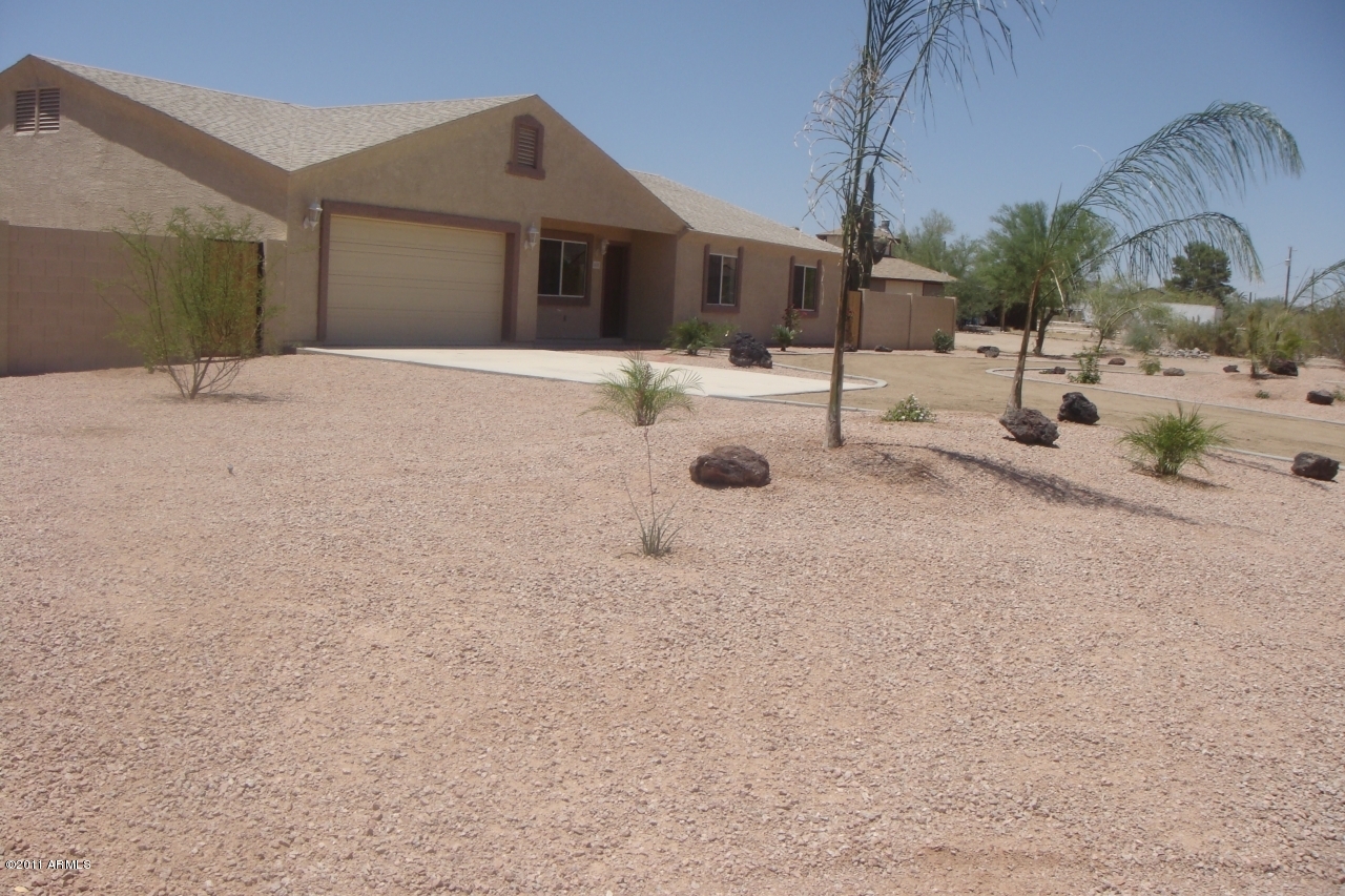 610 North Merrill Road Mesa, AZ 85207 - Photo 3 of 31 From corner