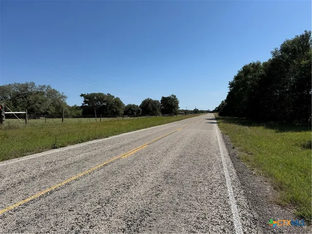 $214,500 | 2183 Farm To Market Road 3283, Hallettsville, TX 77964