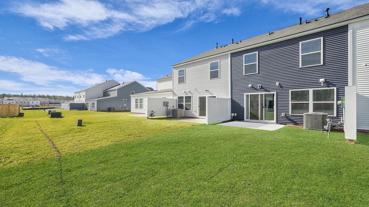 642 Pleasant Grv Way Summerville, SC 29486 - Photo 33 of 40 14_ecp06123-1