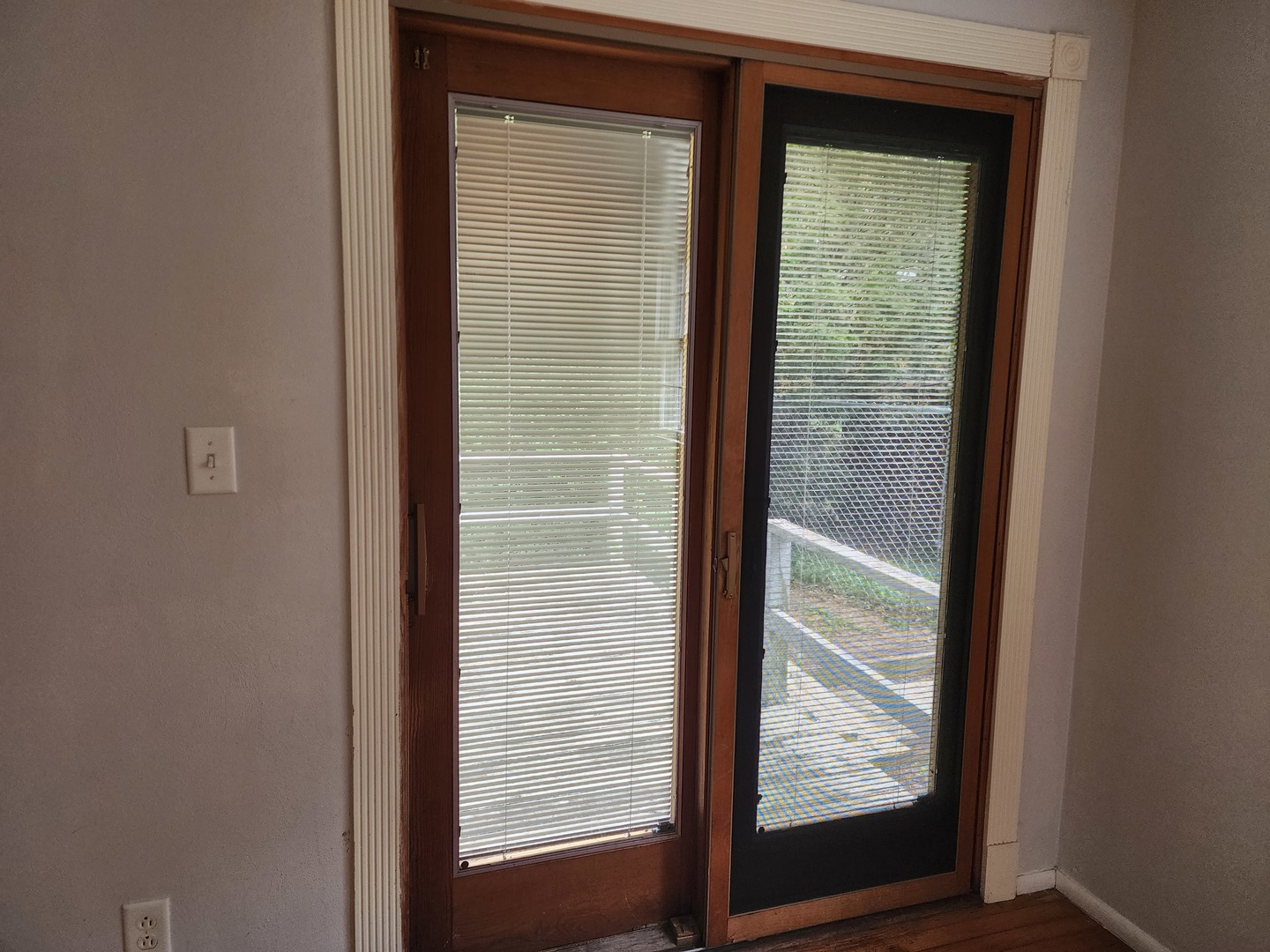 1825 Crescent Drive Champaign, IL 61821 - Photo 5 of 24 a view of front door