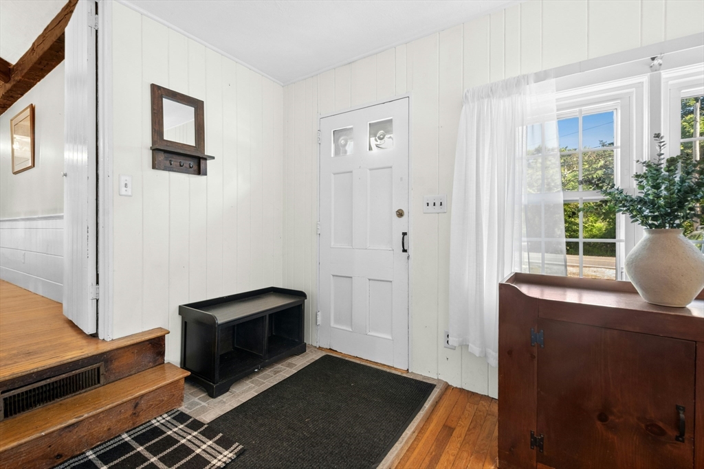 171 Lawson Road Scituate, MA 02066 - Photo 6 of 39