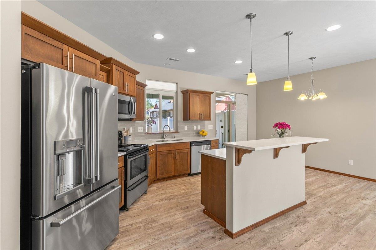 12925 North Raptor Lane Spokane, WA 99208 - Photo 11 of 33 Gallery Image 11